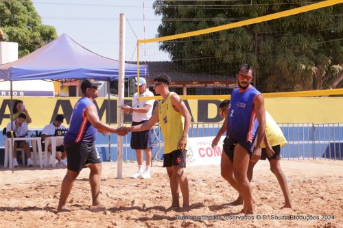 1º Open Comodorense de Volei de Praia sabado (I)