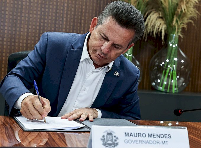 Governador determina revisão dos consignados de servidores em Mato Grosso